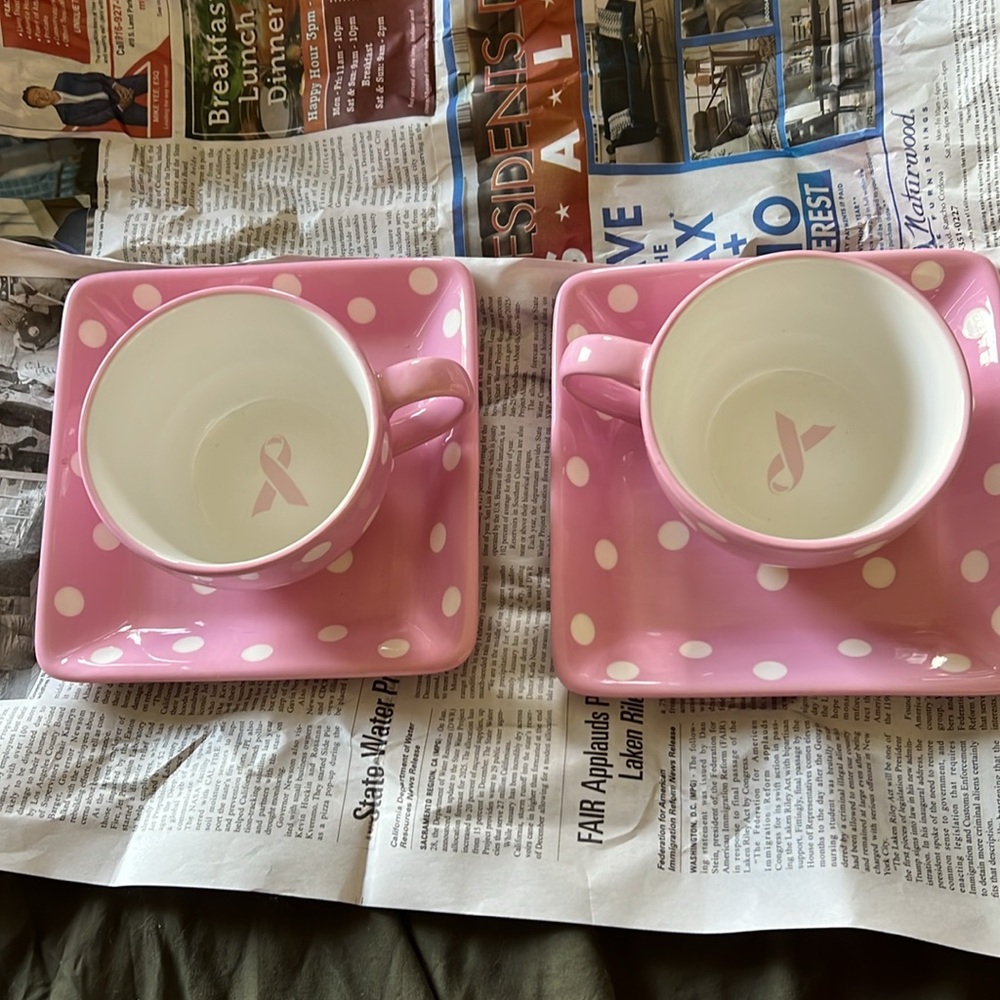 Pink Polka Dot Tea Set - Picture 2 of 5
